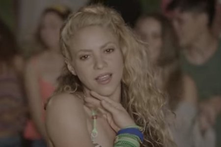 Shakira - La Bicicleta